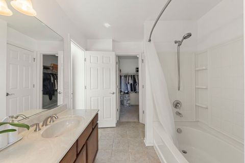 Tiny photo for 341 N Commerce Street, Aurora, IL 60504 (MLS # 12564385)