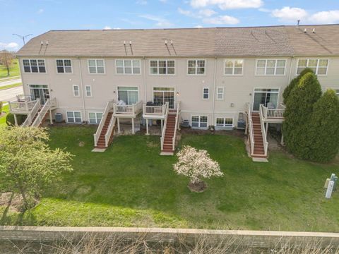 Tiny photo for 341 N Commerce Street, Aurora, IL 60504 (MLS # 12564385)