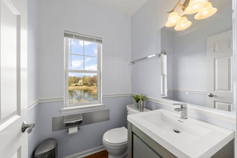 Tiny photo for 341 N Commerce Street, Aurora, IL 60504 (MLS # 12564385)