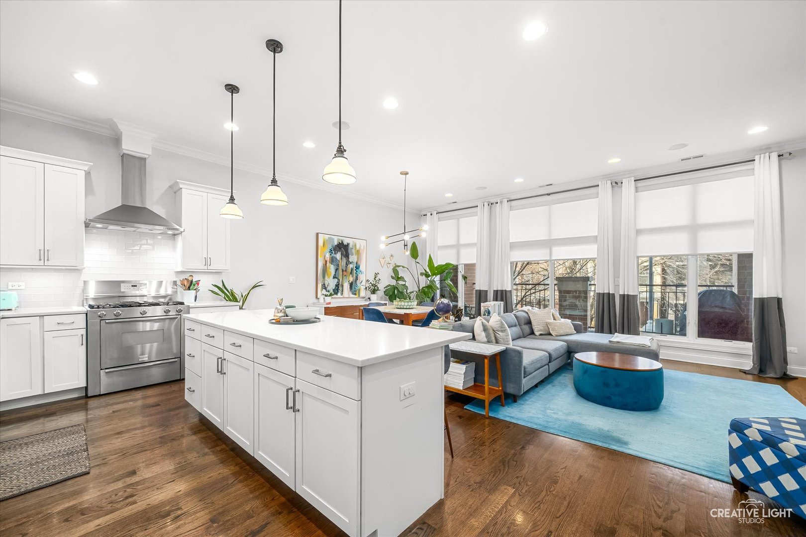 4835 N Damen Avenue 2S