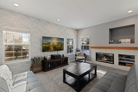 Tiny photo for 1804 Thornapple Way, Aurora, IL 60504 (MLS # 12613556)