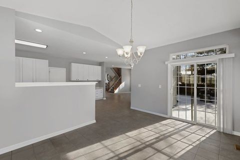 Tiny photo for 1804 Thornapple Way, Aurora, IL 60504 (MLS # 12613556)