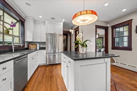 Tiny photo for 411 E Illinois Road, Lake Forest, IL 60045 (MLS # 12711467)