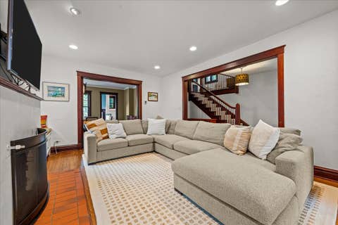 Tiny photo for 411 E Illinois Road, Lake Forest, IL 60045 (MLS # 12711467)