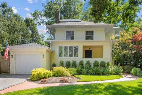 Tiny photo for 411 E Illinois Road, Lake Forest, IL 60045 (MLS # 12711467)