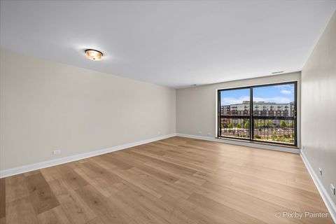 Tiny photo for 711 S River Road #606, Des Plaines, IL 60016 (MLS # 12646552)