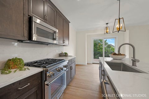 Tiny photo for 835 Avon Court, Glen Ellyn, IL 60137 (MLS # 12766423)