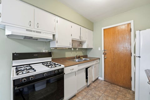 Tiny photo for 1609 Howard Street #2, Evanston, IL 60202 (MLS # 12774769)