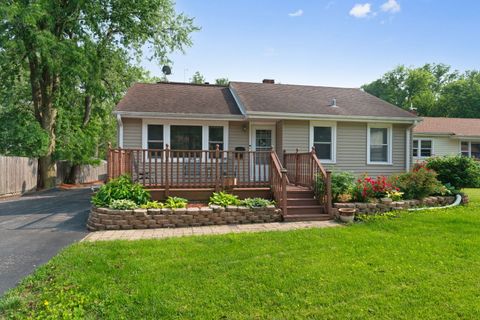 Tiny photo for 219 W Crystal Avenue, Lombard, IL 60148 (MLS # 12433547)
