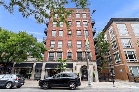 Tiny photo for 4144 N Sheridan Road #407, Chicago, IL 60613 (MLS # 12457960)