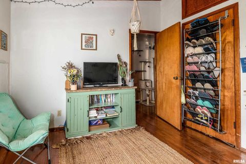 Tiny photo for 816 S ELM Street, Sesser, IL 62884 (MLS # EB460308)