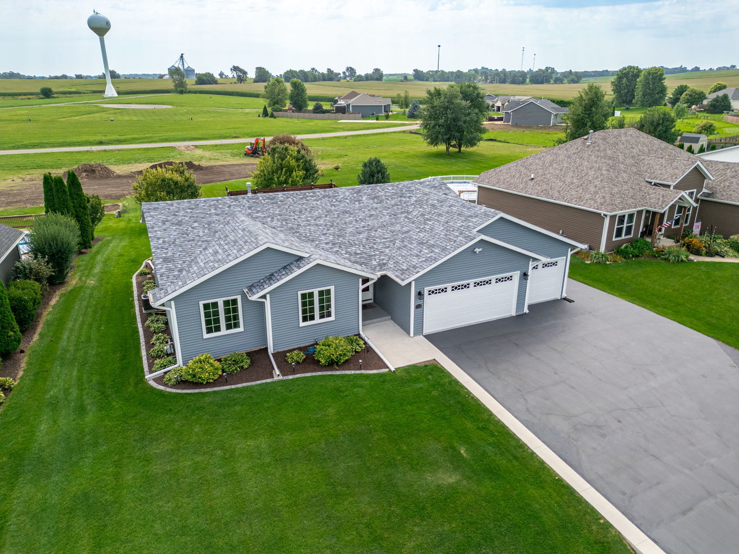 1702 Lorimar Drive