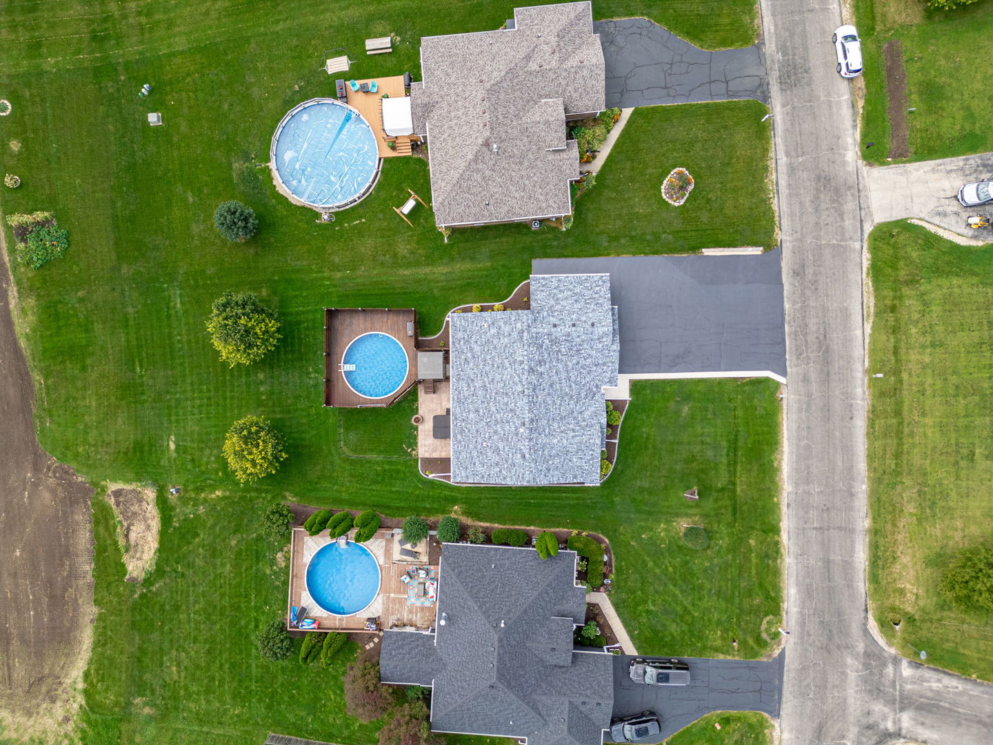 1702 Lorimar Drive