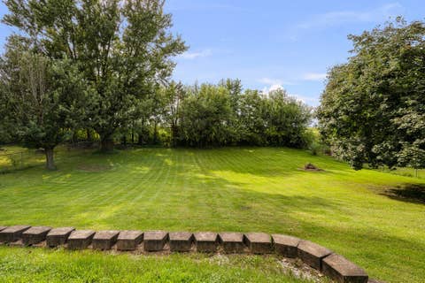 Tiny photo for 3020 Wisconsin Avenue, Davenport, IA 52806 (MLS # 12737105)