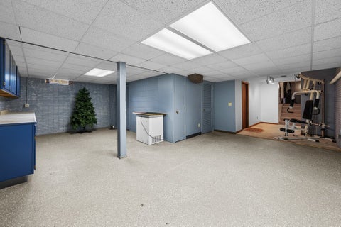 Tiny photo for 3020 Wisconsin Avenue, Davenport, IA 52806 (MLS # 12737105)