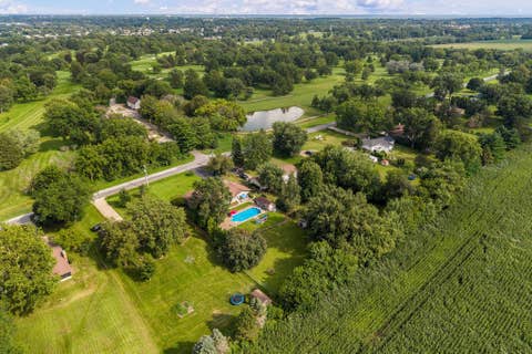 Tiny photo for 3020 Wisconsin Avenue, Davenport, IA 52806 (MLS # 12737105)