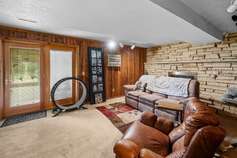 Tiny photo for 3020 Wisconsin Avenue, Davenport, IA 52806 (MLS # 12737105)