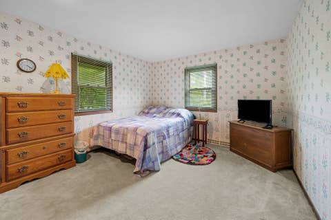Tiny photo for 3020 Wisconsin Avenue, Davenport, IA 52806 (MLS # 12737105)