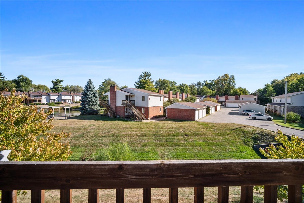 Normal, Illinois 61761, United States, 2 Bedrooms Bedrooms, ,2 BathroomsBathrooms,Residential,Active,226417