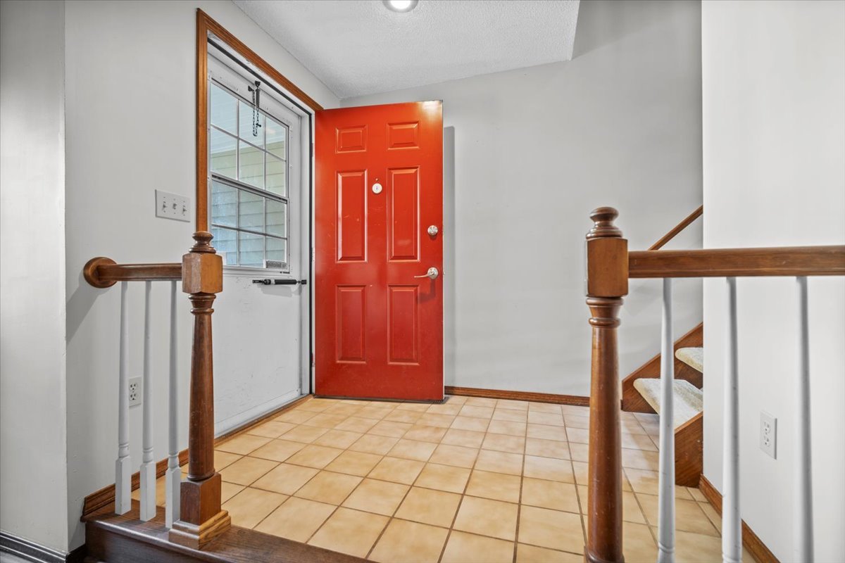 Normal, Illinois 61761, United States, 2 Bedrooms Bedrooms, ,2 BathroomsBathrooms,Residential,Active,226417