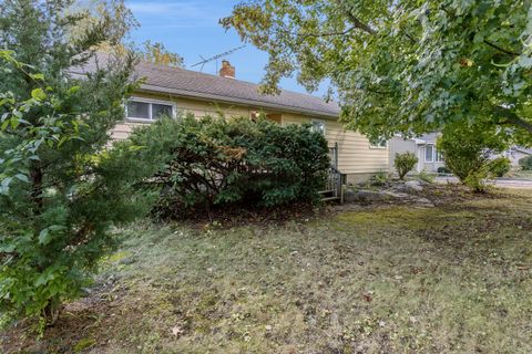 Tiny photo for 5727 Woodward Avenue, Downers Grove, IL 60516 (MLS # 12485942)