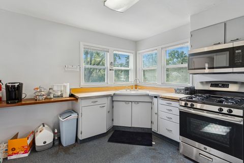 Tiny photo for 5727 Woodward Avenue, Downers Grove, IL 60516 (MLS # 12485942)