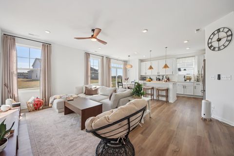 Tiny photo for 714 Alberta Avenue, Oswego, IL 60543 (MLS # 12605505)