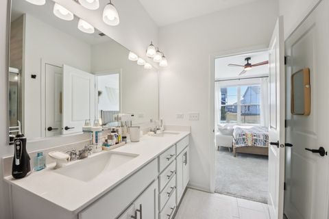 Tiny photo for 714 Alberta Avenue, Oswego, IL 60543 (MLS # 12605505)