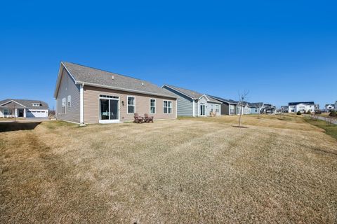 Tiny photo for 714 Alberta Avenue, Oswego, IL 60543 (MLS # 12605505)