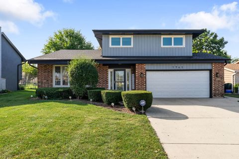 Tiny photo for 1741 W Goldengate Drive, Addison, IL 60101 (MLS # 12459481)