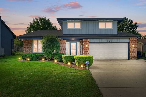 Tiny photo for 1741 W Goldengate Drive, Addison, IL 60101 (MLS # 12459481)