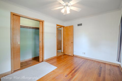 Tiny photo for 801 Lawnwood Avenue, DeKalb, IL 60115 (MLS # 12668188)
