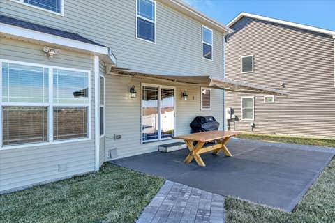 Tiny photo for 5006 Emmas Way, Champaign, IL 61822 (MLS # 12606190)