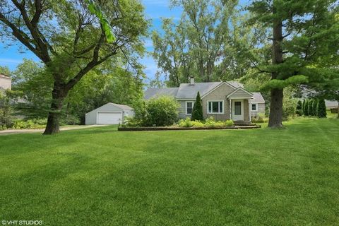1213 S Summit Street Barrington IL 60010