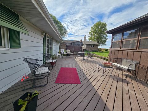 Tiny photo for 7544 La Maine Drive, Rockford, IL 61103 (MLS # 12494266)