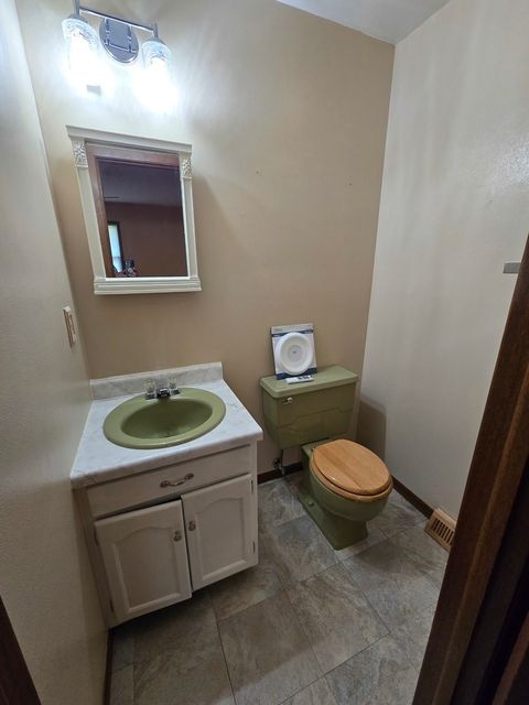 Tiny photo for 7544 La Maine Drive, Rockford, IL 61103 (MLS # 12494266)