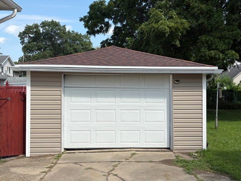 Tiny photo for 1423 Pulaski Street, Peru, IL 61354 (MLS # 12740044)