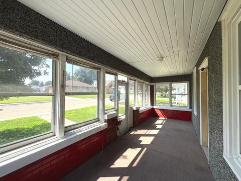 Tiny photo for 1423 Pulaski Street, Peru, IL 61354 (MLS # 12740044)