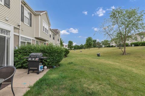 Tiny photo for 1904 Cobblestone Drive, Carpentersville, IL 60110 (MLS # 12680039)