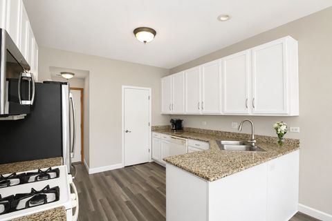 Tiny photo for 1904 Cobblestone Drive, Carpentersville, IL 60110 (MLS # 12680039)