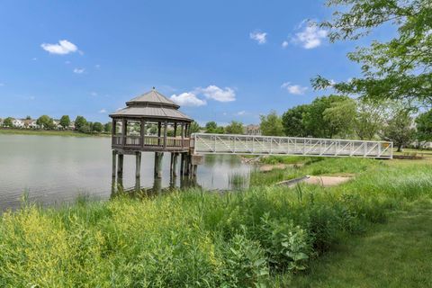 Tiny photo for 1904 Cobblestone Drive, Carpentersville, IL 60110 (MLS # 12680039)