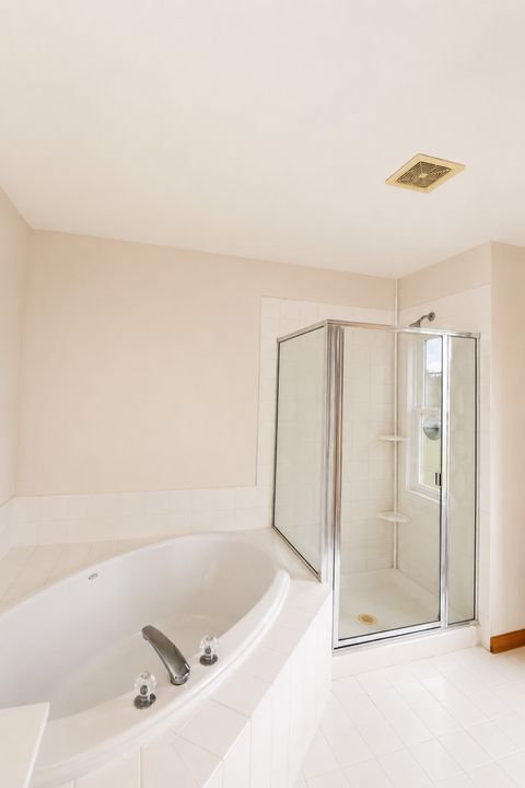 Tiny photo for 1904 Cobblestone Drive, Carpentersville, IL 60110 (MLS # 12680039)