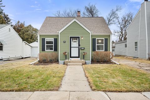 Tiny photo for 835 Albert Avenue, Sycamore, IL 60178 (MLS # 12573632)