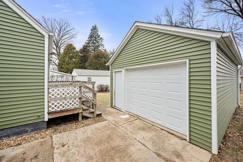 Tiny photo for 835 Albert Avenue, Sycamore, IL 60178 (MLS # 12573632)
