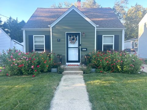 Tiny photo for 835 Albert Avenue, Sycamore, IL 60178 (MLS # 12573632)