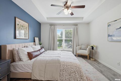 Tiny photo for 5767 EVERGREEN Place, Bettendorf, IA 52722 (MLS # QC4267604)