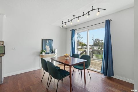 Tiny photo for 5767 EVERGREEN Place, Bettendorf, IA 52722 (MLS # QC4267604)