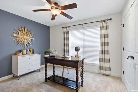 Tiny photo for 5767 EVERGREEN Place, Bettendorf, IA 52722 (MLS # QC4267604)