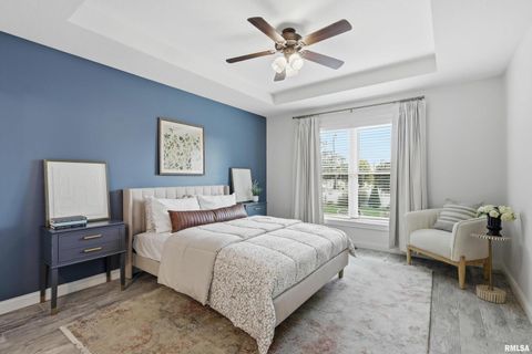 Tiny photo for 5767 EVERGREEN Place, Bettendorf, IA 52722 (MLS # QC4267604)