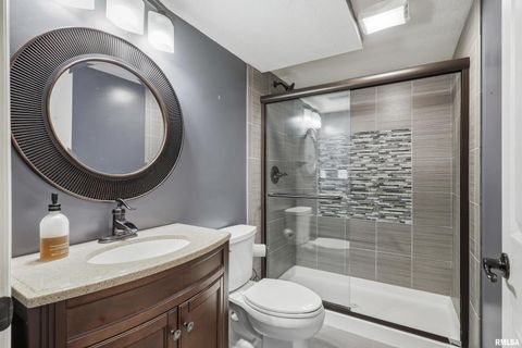 Tiny photo for 5767 EVERGREEN Place, Bettendorf, IA 52722 (MLS # QC4267604)